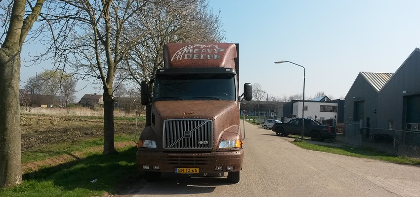 https://heavydecor.nl/images/Transportvoertuigen/Volvo-1.jpg