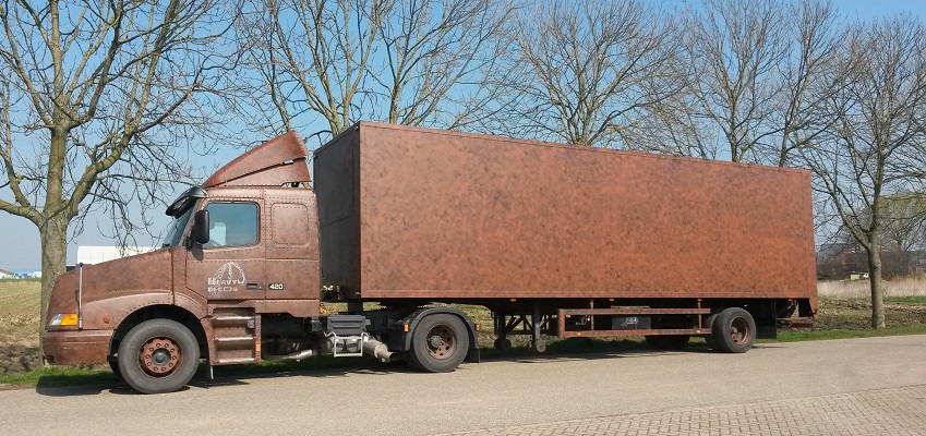 https://heavydecor.nl/images/Transportvoertuigen/Volvo-2.jpg